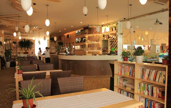 精裝修特色餐廳前臺裝修設計實景圖