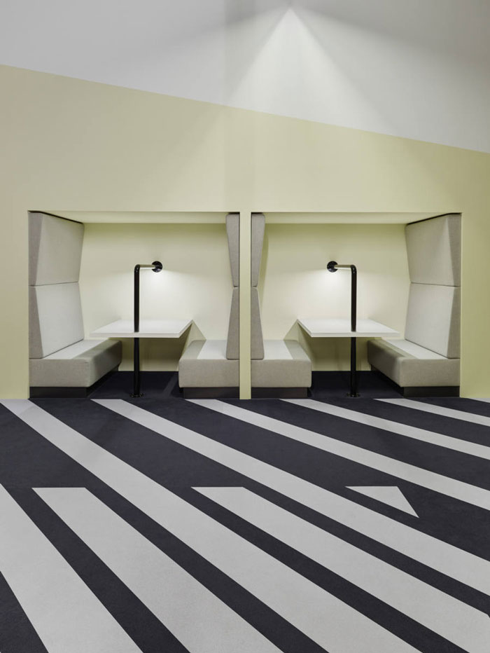 廠區(qū)辦公室討論區(qū)裝修設(shè)計(jì)效果圖