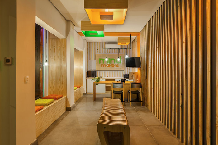 少兒編程培訓學校接待區(qū)裝修設計效果圖